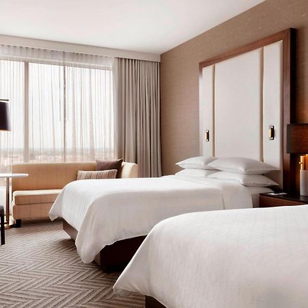 Sheraton Saint-Hyacinthe Hotel מראה חיצוני תמונה