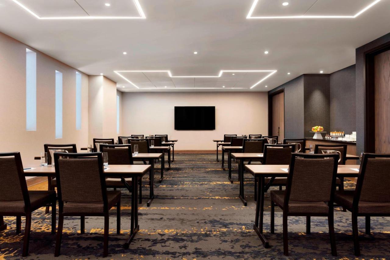 Sheraton Saint-Hyacinthe Hotel מראה חיצוני תמונה