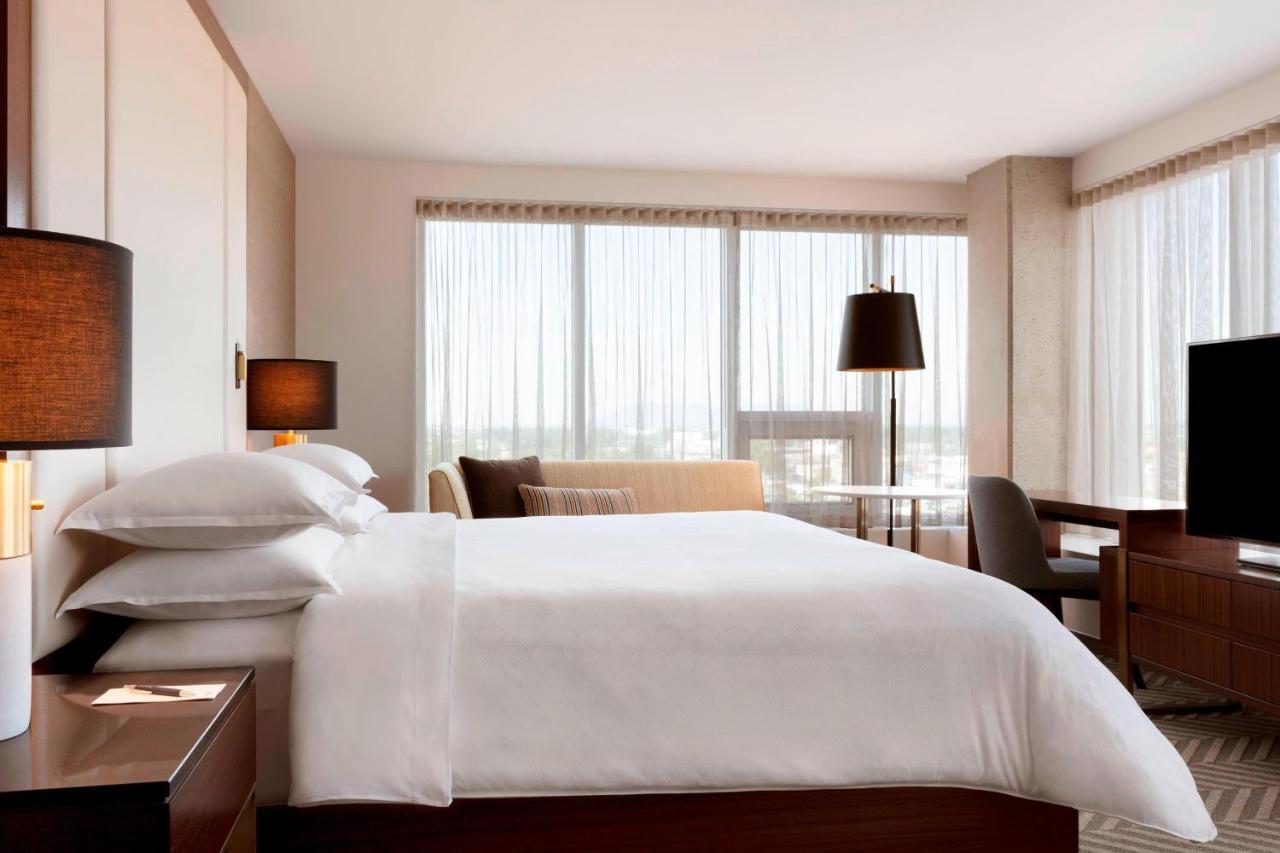 Sheraton Saint-Hyacinthe Hotel מראה חיצוני תמונה