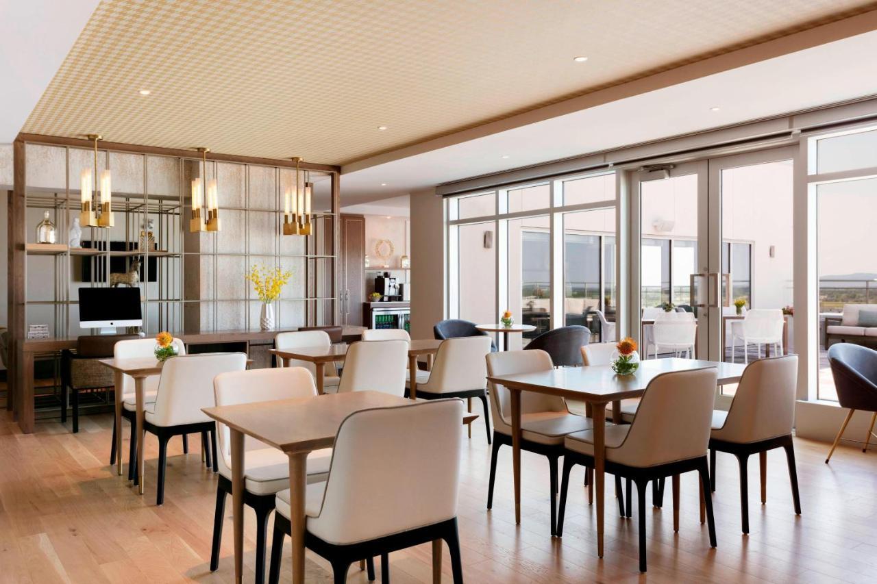 Sheraton Saint-Hyacinthe Hotel מראה חיצוני תמונה