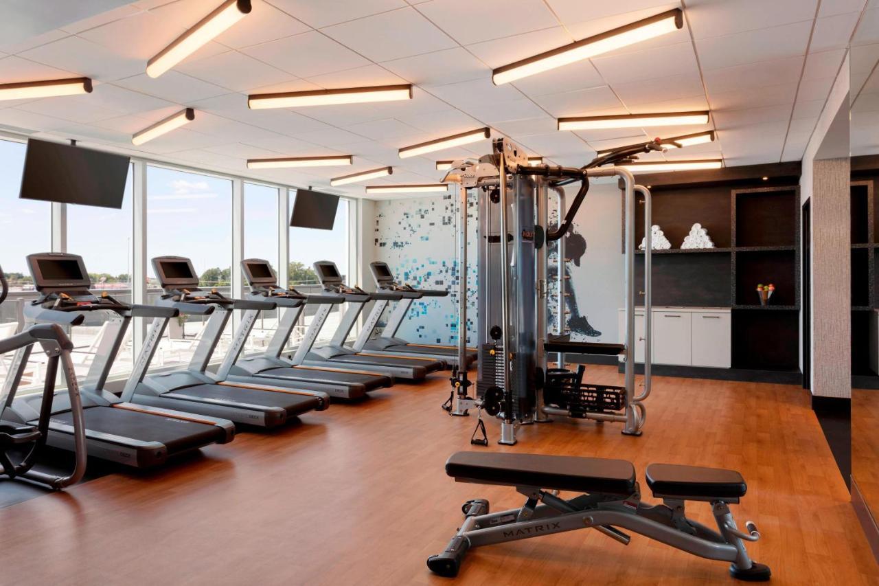Sheraton Saint-Hyacinthe Hotel מראה חיצוני תמונה