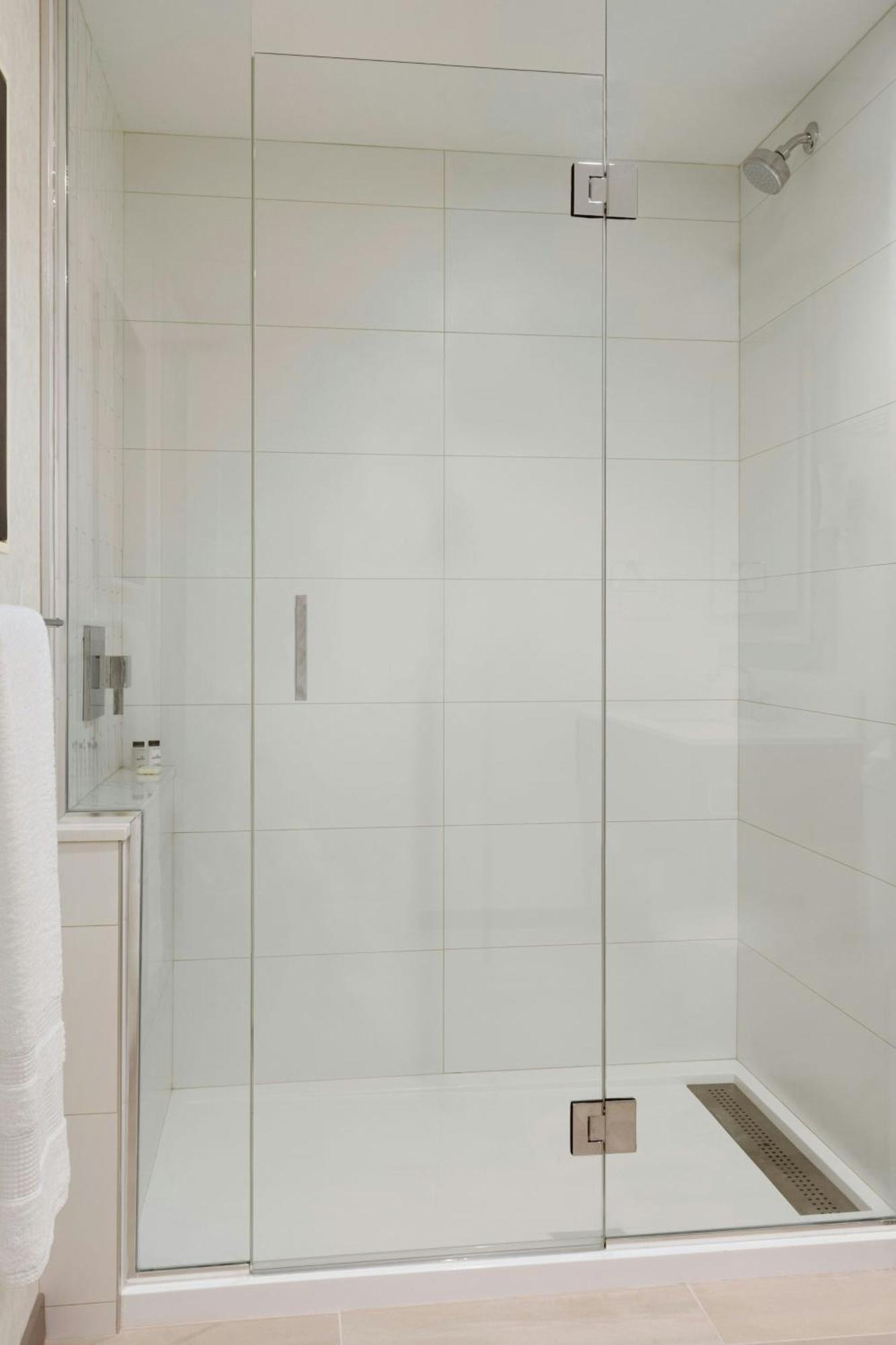 Sheraton Saint-Hyacinthe Hotel מראה חיצוני תמונה